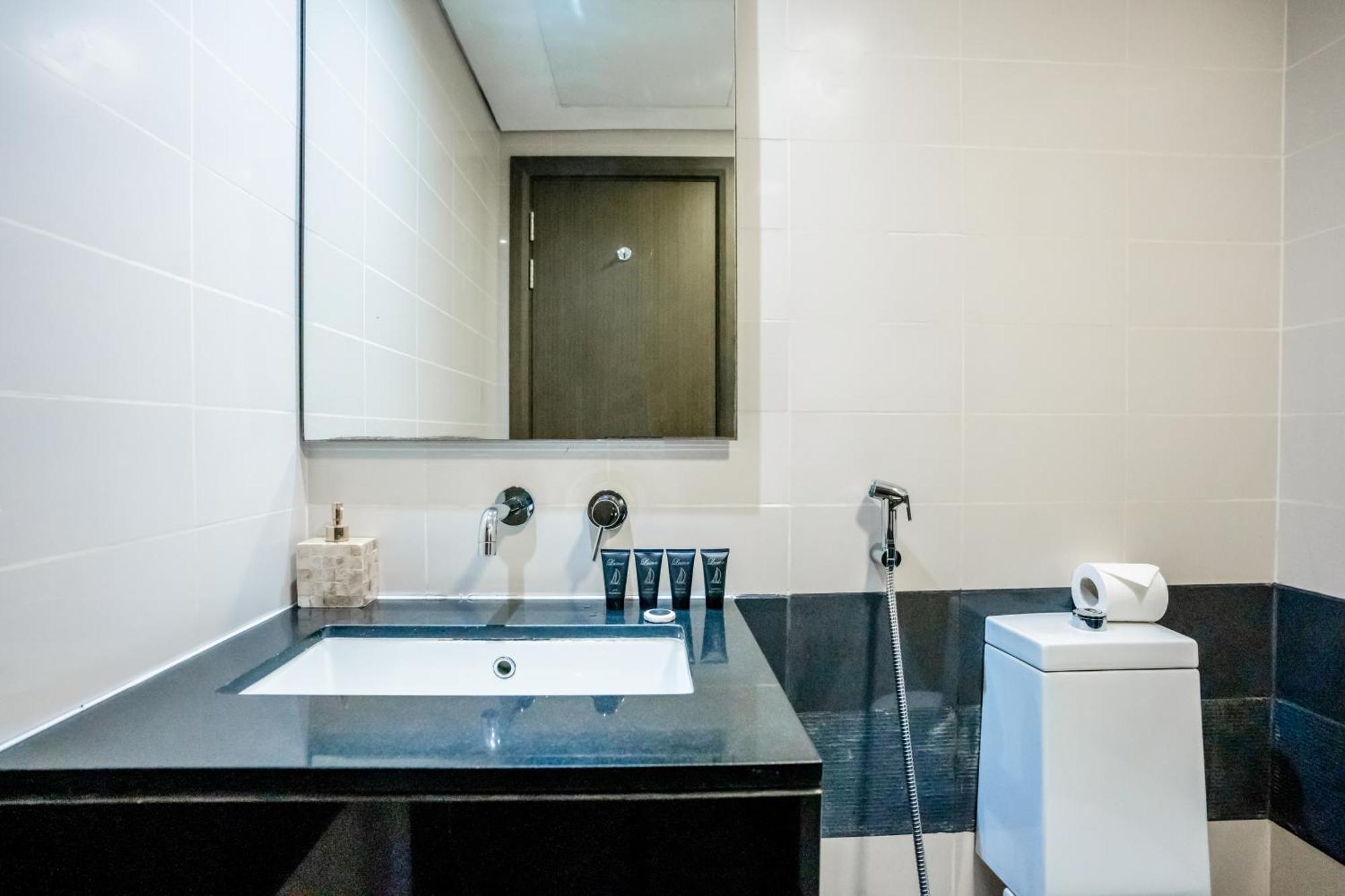 Vacay Lettings - Loft Downtown Dubai Villa Bagian luar foto